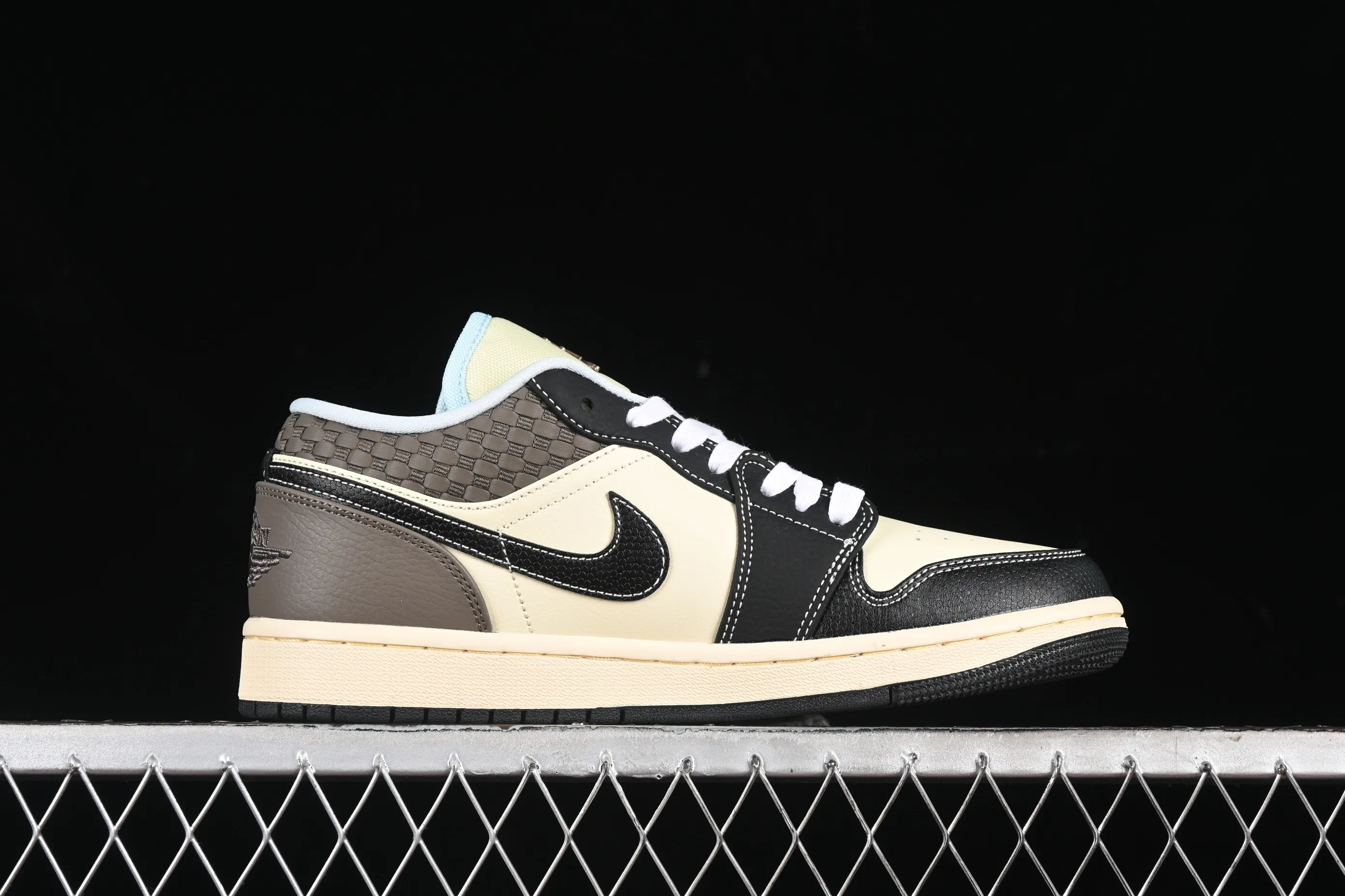 All categories Air Jordan Jordan series basketball shoes Air Jordan 1 Low Air Jordan 1 Low "Coconut Milk Black" AJ1 Joe 1 island style low-top cultural basketball shoes HQ3437-101